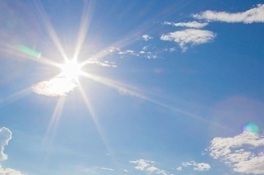 Днес слънчево с максимални температури  между 33° и 38°