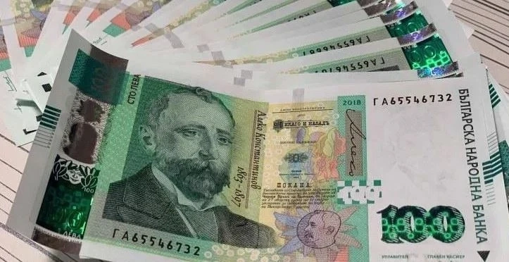 Изтеглили сме 8 284 кредита за над 100 хиляди лева за година