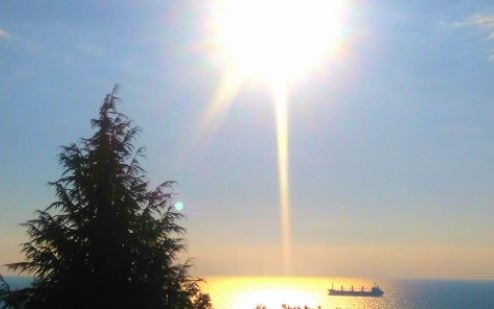 Днес слънчево и топло с максимални температури между 28° и 33°