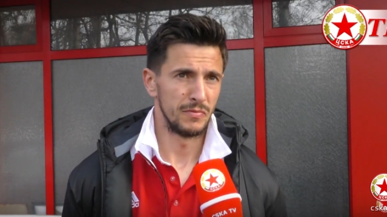 БФС разследва Манолев за расизъм