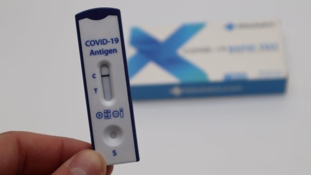 В МУ Пловдив на лекции само преболедувал, с ваксина или с отрицателен тест