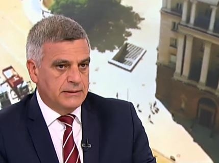 Премиерът Янев: Формация на Петков и Василев може да се яви на следващите избори