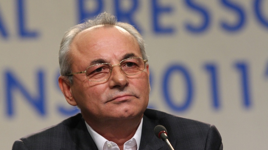 Канят на изслушване Доган в парламентарната комисията за Росенец