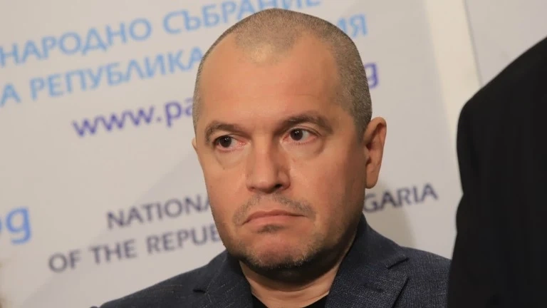 Тошко Йорданов разобличи трима, подали сигнал срещу Петър Илиев в един ден
