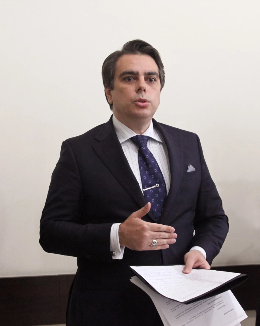 Асен Василев иска Дънди Прешъс да плаща повече за добитото злато
