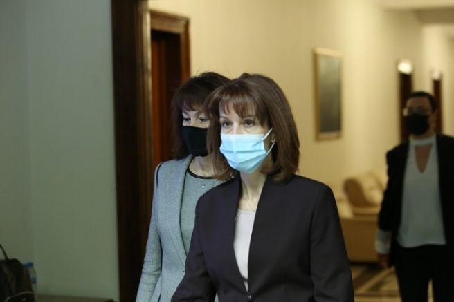 ЦИК препоръча на Радев минимум 2 седмици между президентските и парламентарните избори