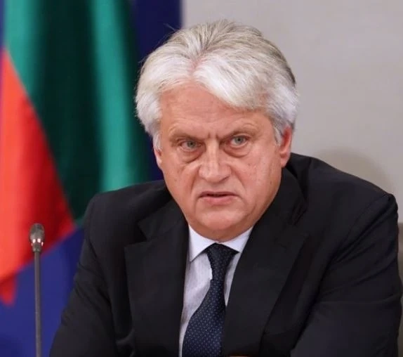 Заповед на Бойко Рашков: Катаджиите да не се крият по храстите