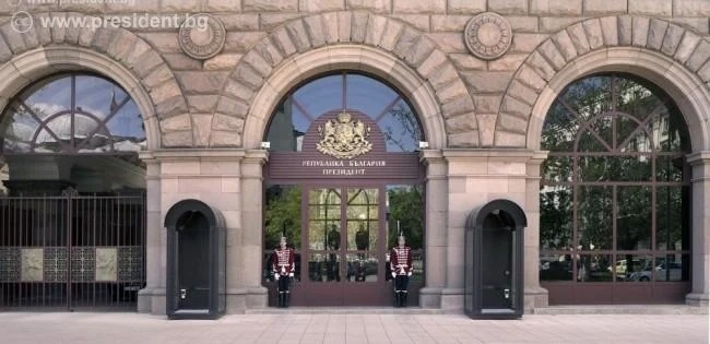 Партиите ще издигат кандидат-президенти до 29 септември