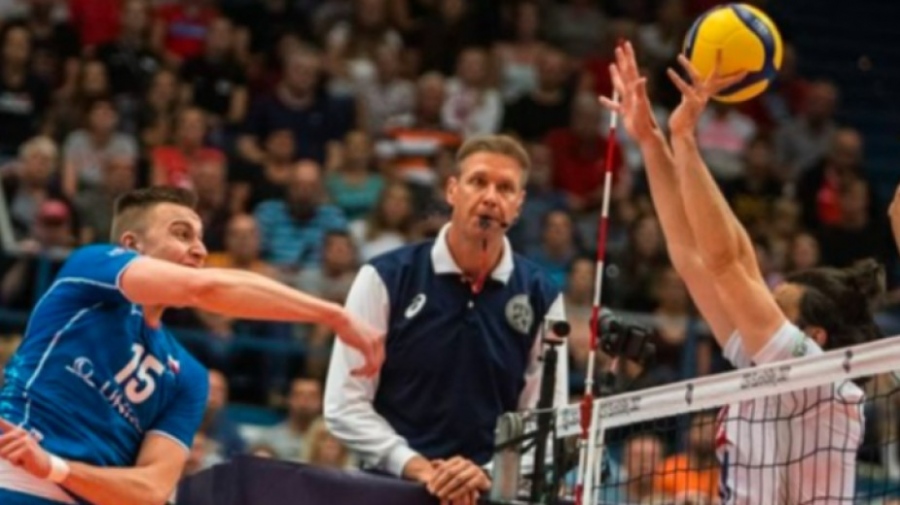 Волейболистите на Чехия отстраниха олимпийския първенец Франция