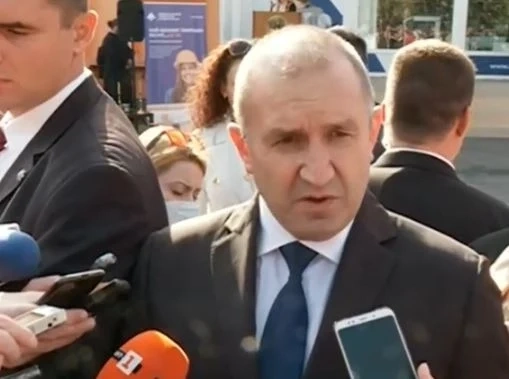 Румен Радев: Време е Борисов да се кандидатира за президент