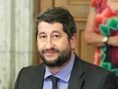 Христо Иванов: Трябва да спрем със смяната на един месия с друг