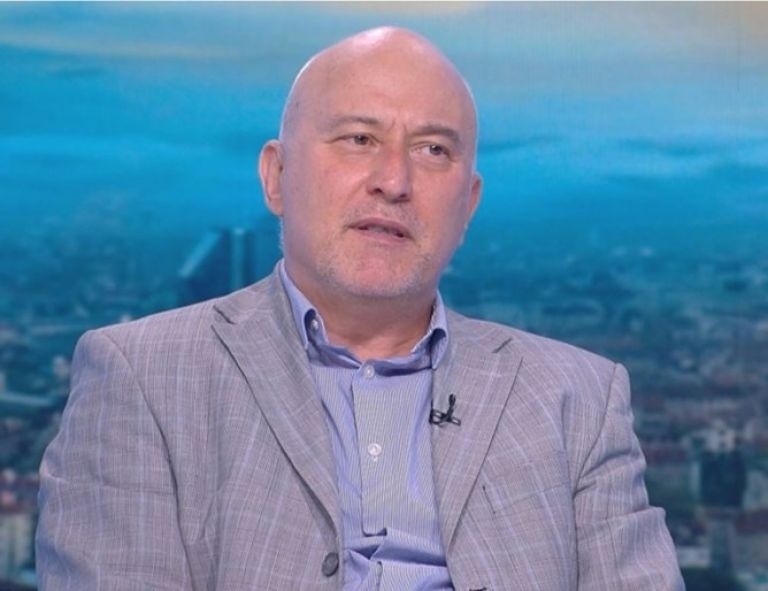 Математикът проф. Огнян Кунчев: Задава се нов локдаун след 15 октомври