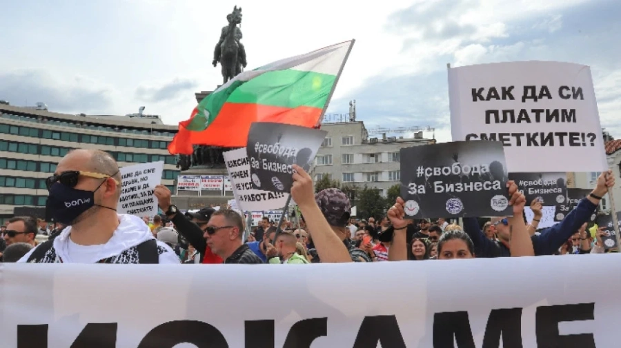 Национален протест на браншови организации срещу въвеждането на зеления сертификат