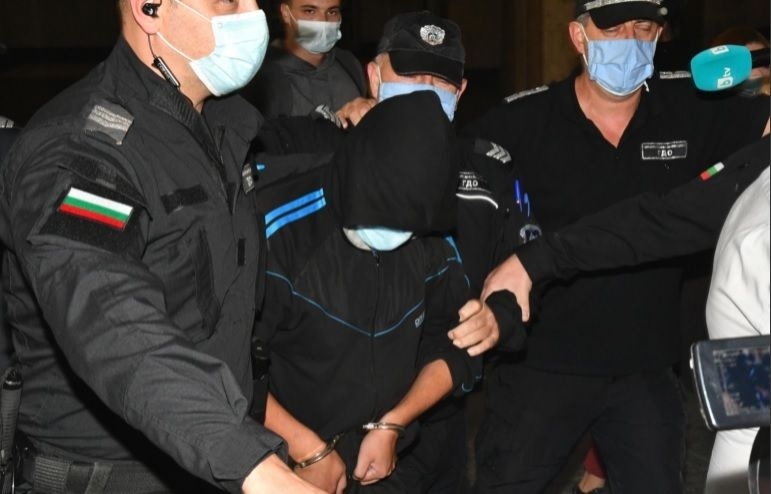 Повдигнаха обвинение на мъжа, заплашил с убийство Митева и Борисов