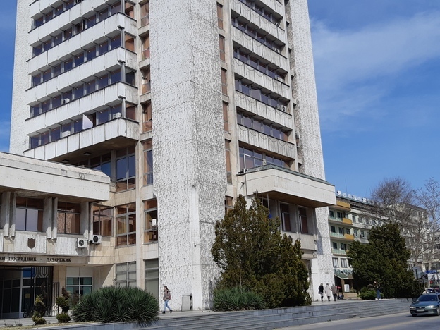 ДАНС, НАП и МВР влязоха в Община Пазарджик