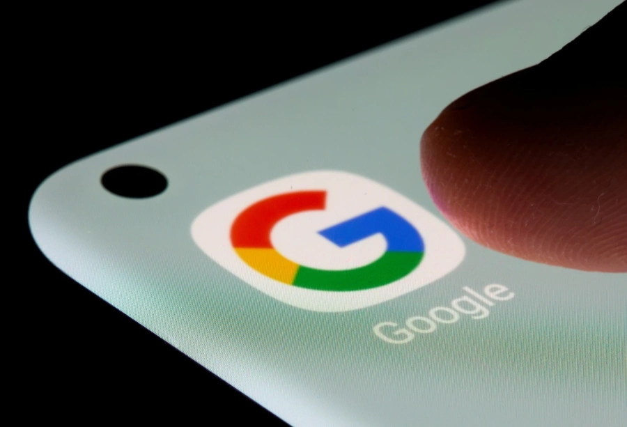 Google въвежда задължително двуфакторно удостоверяване, когато потребител влиза в акаунта си