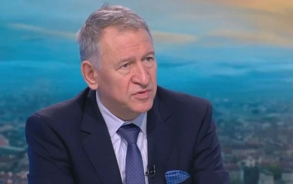Кацаров: Няма нужда от локдаун, мерките работят
