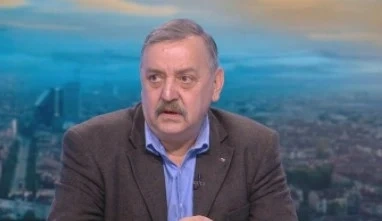 Проф. Кантарджиев: По-добре е тестовете на децата да се правят вкъщи