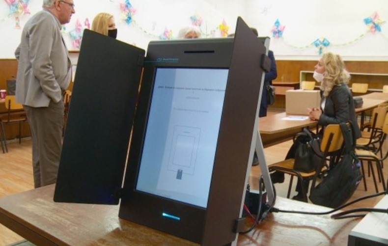 Всички служители на РИК-Добрич са под карантина