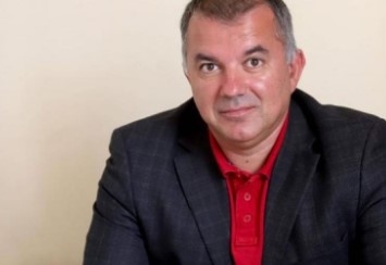 Богомил Николов: Евтините салами са с гума, суровата туршия и киселото зеле са без замърсители