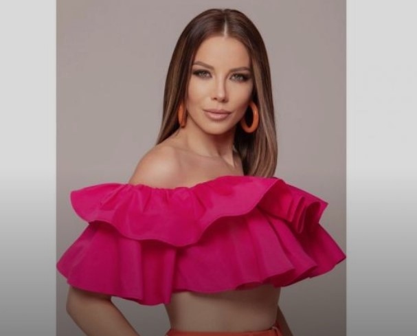 Емилия напусна Пайнер, намекна за бременността си (СНИМКА)