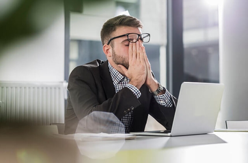  Глобяват работодател, ако звъни на служител извън работно време