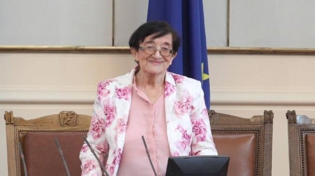 Мика Зайкова не влиза в парламента