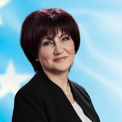 Цвета Караянчева: Не е необходимо да си в парламента, за да правиш политика
