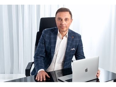 Несменяемият шеф на Слънчев бряг АД Златко Димитров води към фалит дружеството