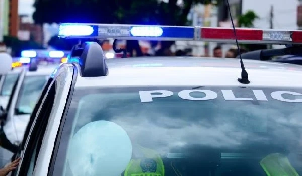 Кола се вряза в хора на коледен парад в САЩ, има загинали  