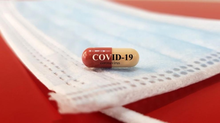  Български лекар: Хапче срещу COVID-19 е 90% ефективно