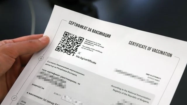 Полицията в Пловдив разкри две схеми за издаване на фалшиви Covid сертификати