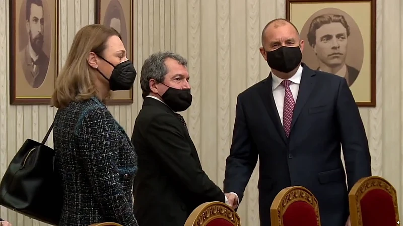 Радев към ИТН: Много избиратели виждат във вас надеждата за една откровена политика