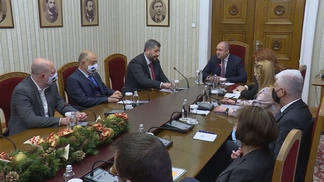 Радев към ДБ: С вота си за вас българите показаха, че искат пресичане на злоупотребите с власт