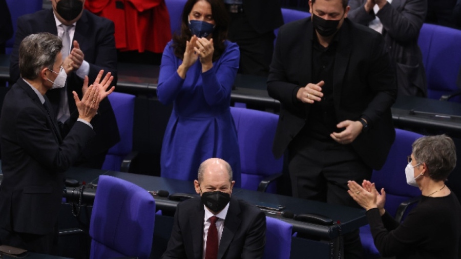 Олаф Шолц е избран за канцлер на Германия
