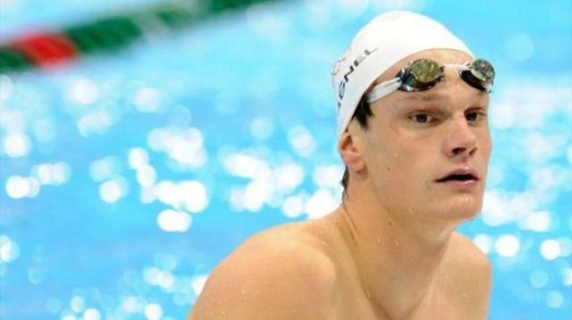 Арестуваха двукратен олимпийски шампион за изнасилване на малолетно момиче