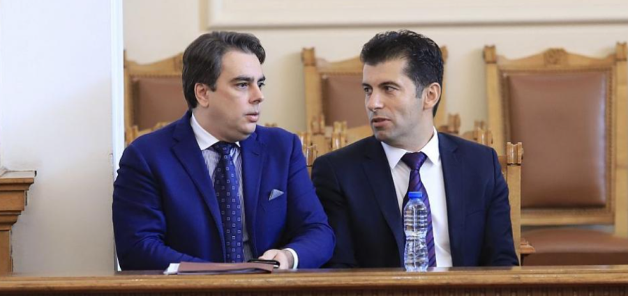 Румен Радев връчва мандата на ПП в 10 ч., съставът на кабинета става ясен в 13 ч.