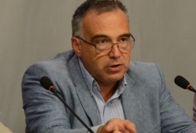 Кутев: За да разчисти вътрешните проблеми в БСП, Нинова се опитва да махне всеки, който може да я измести