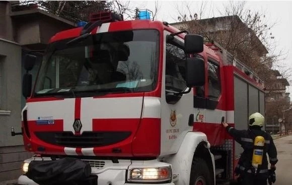 Мъж и две малки деца са загинали при пожар в Ловешко
