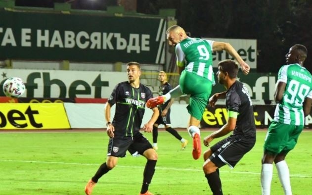 Сдружение от фирми ще спасява Берое?