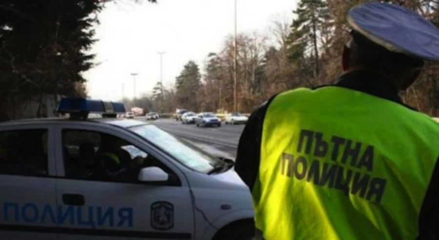 Засилен остава контролът по пътищата в страната в края на новогодишните празници