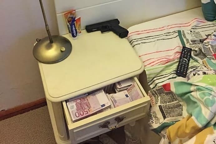 МВР разпитва Бойко Борисов