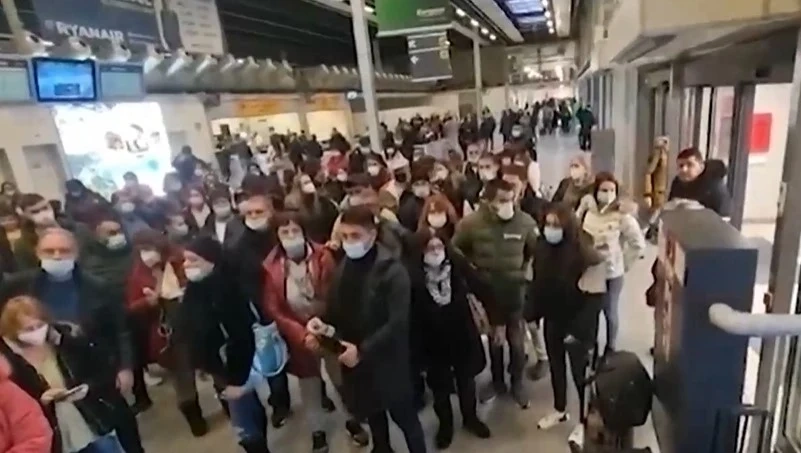 Блокираните българи на летище в Германия, кацнаха успешно у нас 