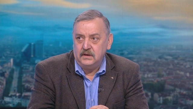 Проф. Тодор Кантарджиев с прогноза за рекорден брой болни през седмицата