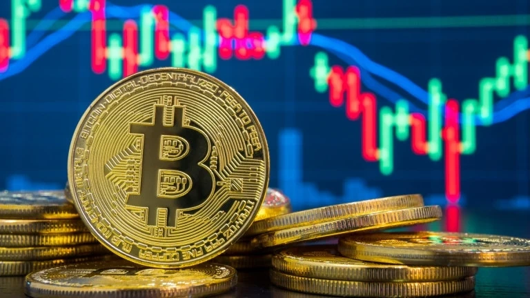 Курсът на биткойна спадна до петмесечен минимум