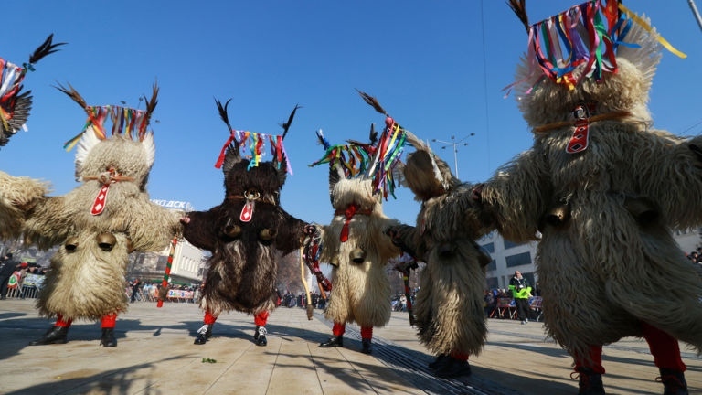 Откриват фестивала Симитлия - древната земя на кукерите