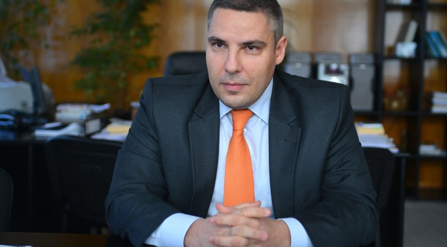 Методи Лалов: Да се намалят допълнителните възнаграждения на общинските съветници