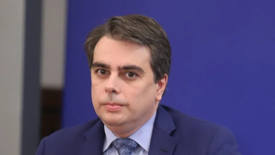 Асен Василев: Ще нанесем няколко малки корекции в бюджетите