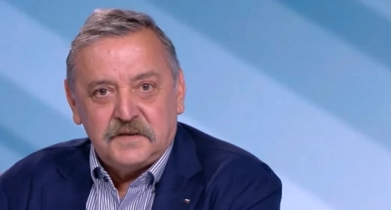 Кантарджиев: Клетъчният имунитет е достатъчно силен срещу Омикрон