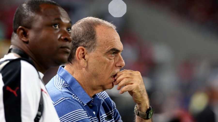 Бивш мениджър на Челси е обвинен в сексуален тормоз